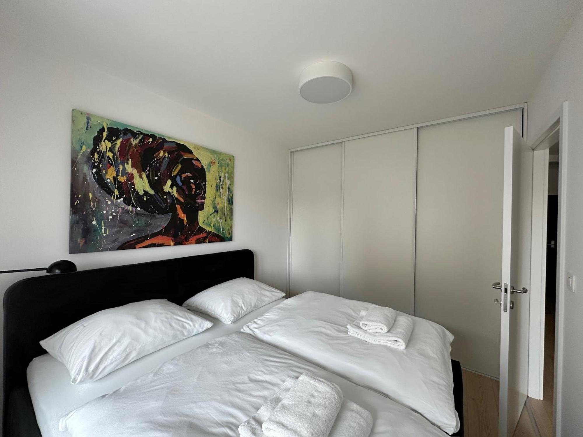 Citycentre With Free Parking Appartement